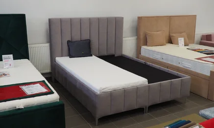 Posteľ Piano, šedá